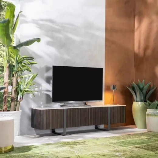 Mobile Porta Tv Andromeda in MDF impiallacciato finitura ebano con top in ceramica marmo calacatta oro di Stones